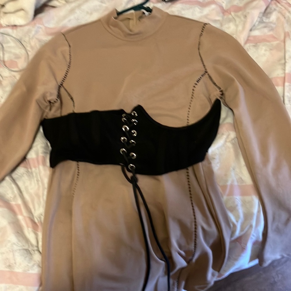 Brown dress